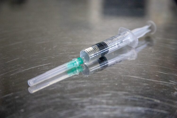 vaccines for dogs syringe